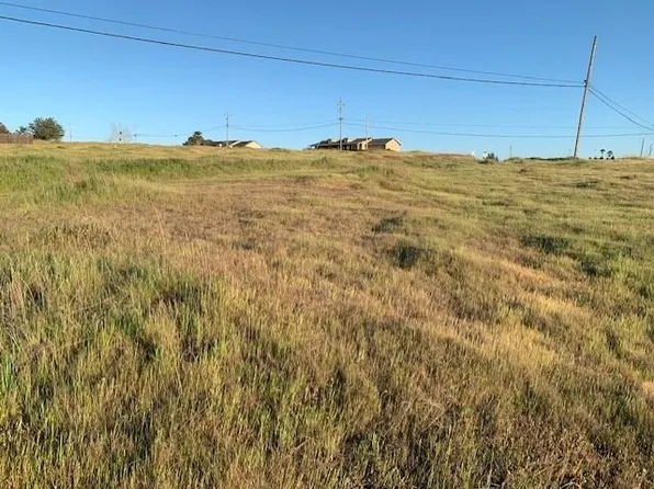 2940 Village Dr, Ione, CA 95640