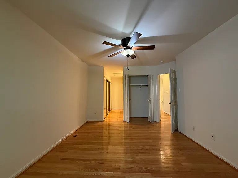 10404 Parthenon Ct — Photo 19