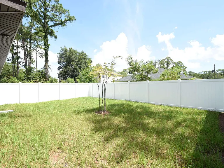 17 Ryapple Ln #B — Photo 24