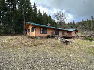 7185 Crowfoot Rd, Trail, OR 97541