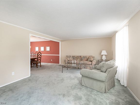 5th image of 5866 Ogilby Dr