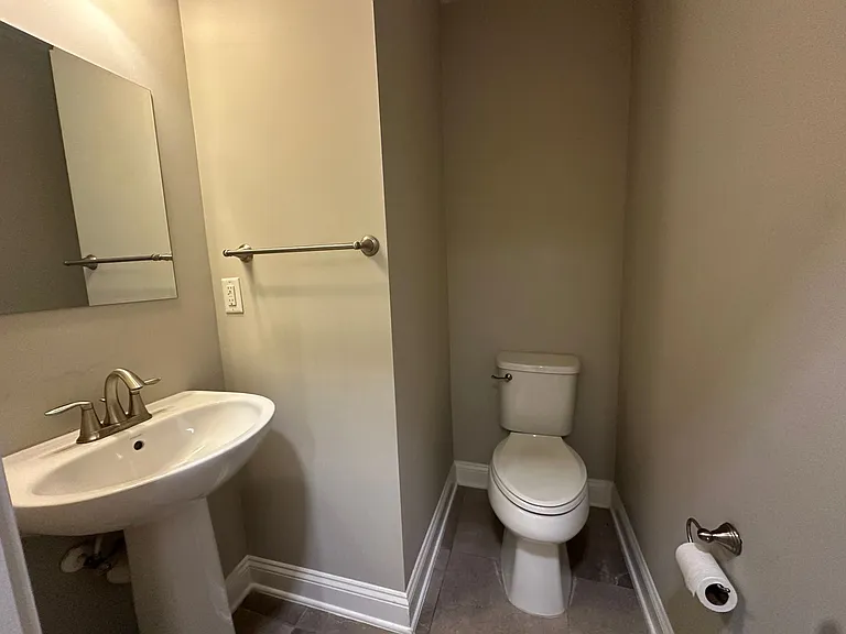 91 Richmond Dr — Photo 20