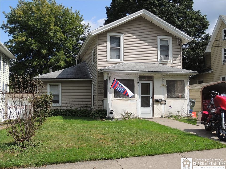 1st image of 211 Hazzard St