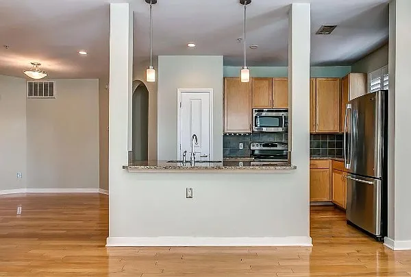 3000 Vanderbilt Pl #445 — Photo 13