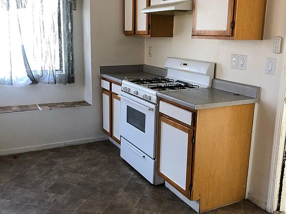5th image of 3605 Santa Teresa St NW