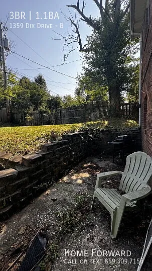 1359 Dix Dr #B — Photo 12