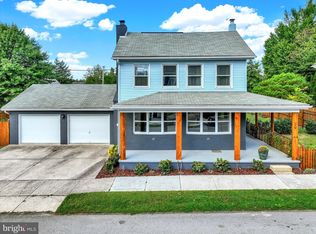 29 W Main St, Hershey, PA 17033