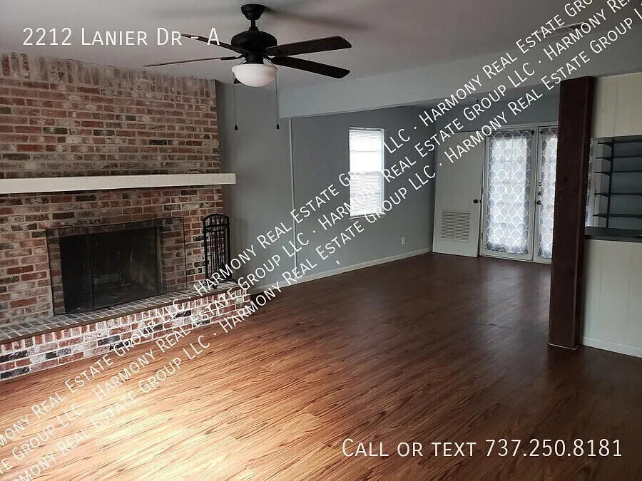 Cozy 2 story Duplex in great neighborhood! — Photo 4
