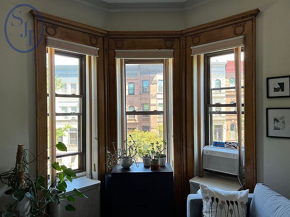 4th image of 374 Sterling Pl APT 2F