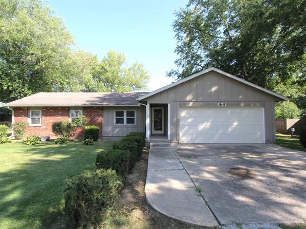 11417 W Paradise Rd, Monticello, IN 47960