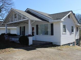 716 Irvine Ave, Florence, AL 35630