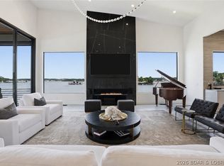 125 McLaren Dr, Sunrise Beach, MO 65079