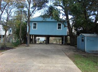 1045 Private Road 652 Live Oak Bend Rd, Sargent, TX 77414