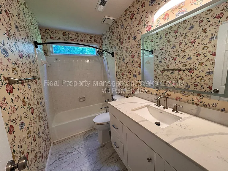 102 Powder Mill Ct — Photo 38