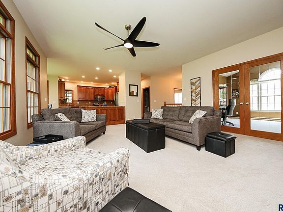 4th image of 208 W Saint Andrews Dr