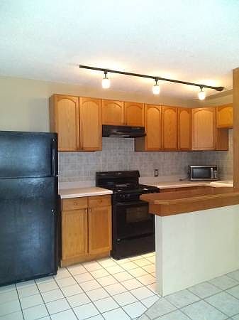 Kitchen - some units different color