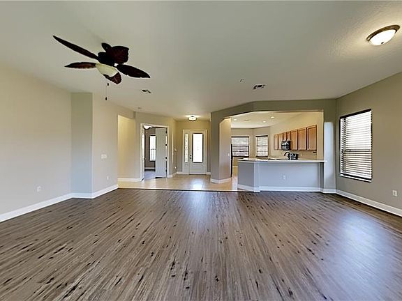3rd image of 153 Monterey St
