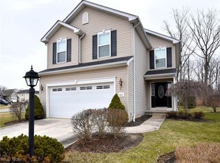 10411 Redbud Dr, Aurora, OH 44202