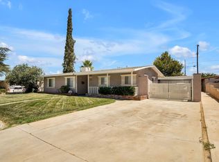 39060 11th St W, Palmdale, CA 93551