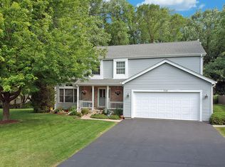 1126 Thornwood Ct, Lake Zurich, IL 60047