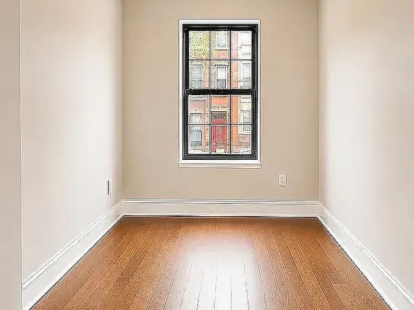 270 Throop Ave APT 2, Brooklyn, NY 11206