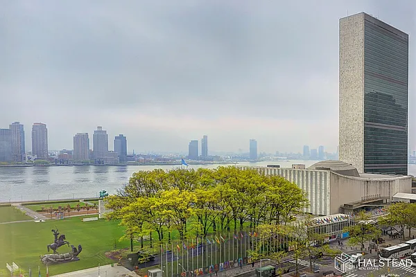 Sold by Halstead Real Estate | media 8