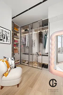 Sold by Compass | media 6