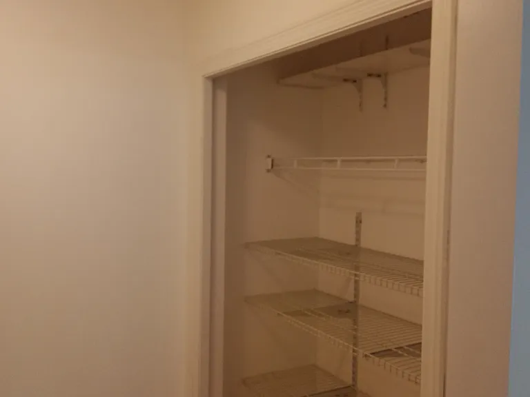 943 Serenity Cir — Photo 16