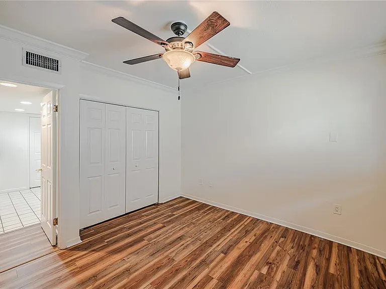 1 Lake Hollingsworth Dr #6 — Photo 5