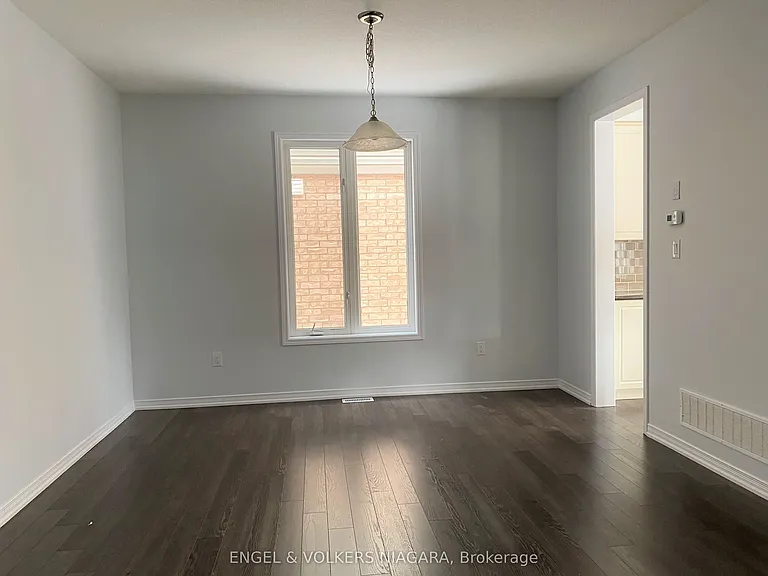 8576 Sweet Chestnut Dr — Photo 10