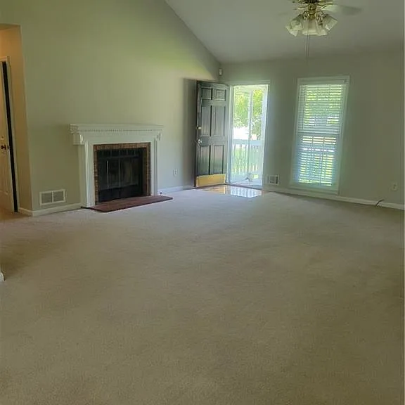 488 Slew Ave — Photo 5