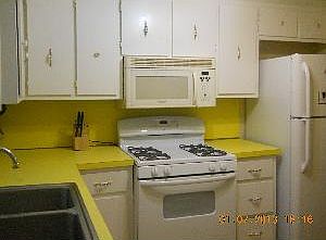 4th image of 312 Pearl St