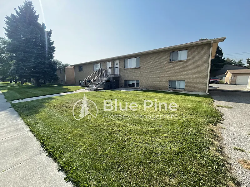 1491 Mountain View Ln #1