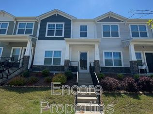 908 Robbie Jackson Ln, Fuquay Varina, NC 27526