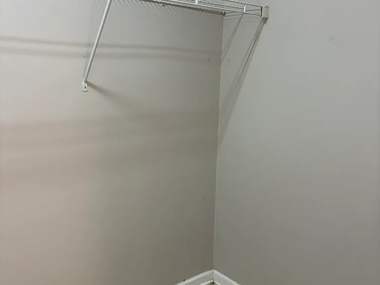 403 Saint Dunstans Ct — Photo 28