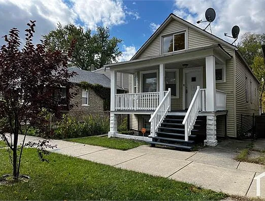 6 bed, 1000 sqft, $2,600 — Photo 2