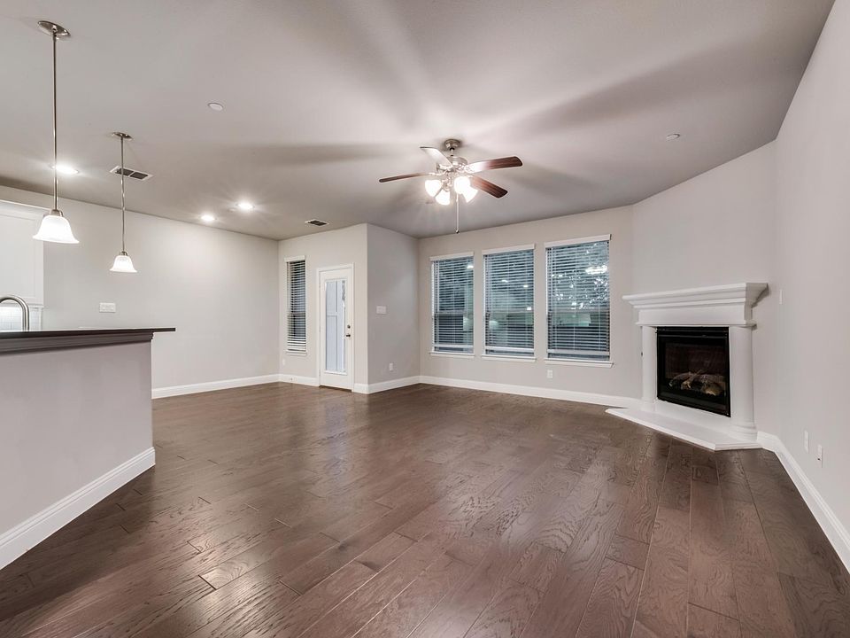 1st image of 6413 Burbank Way