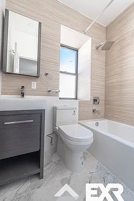 Rented by EXR | media 8