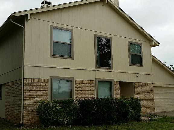 5th image of 961 Madison Cir