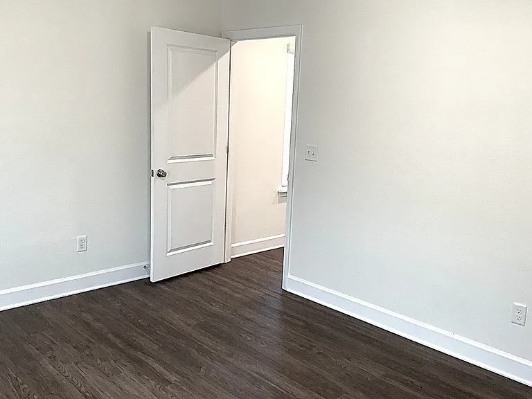 10316 Riverwalk Ct — Photo 9