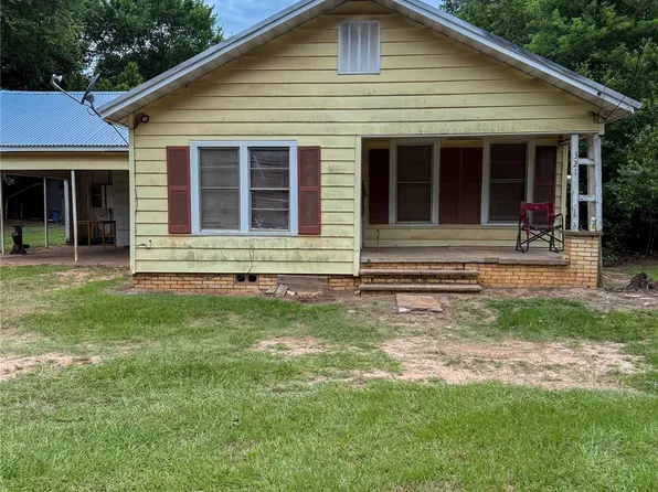 321 Sycamore St, Grapeland, TX 75844