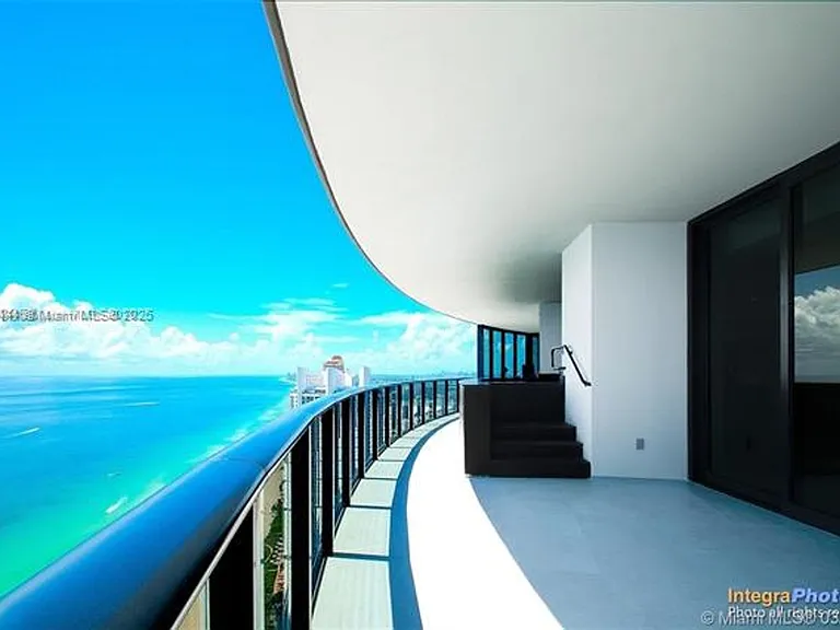 18555 Collins Ave #5001 — Photo 7