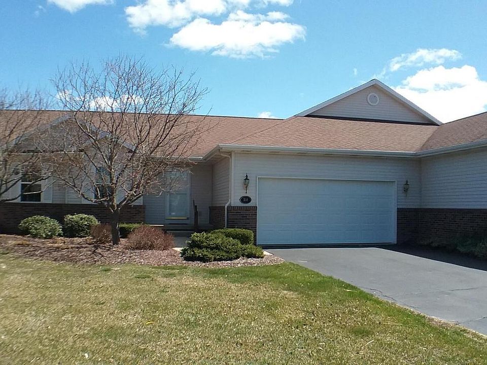1st image of 304 Barrington Cir #20
