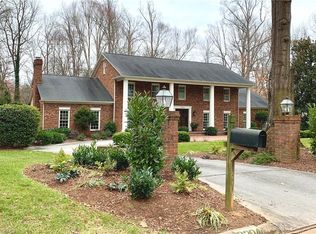 3204 Saint Regis Rd, Greensboro, NC 27408