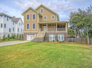 306 Commonwealth Rd, Mount Pleasant, SC 29466