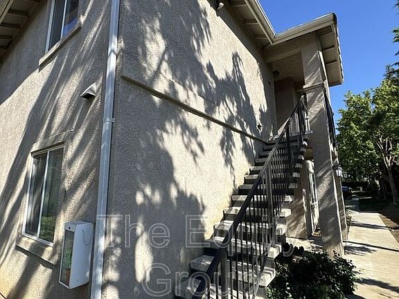 3rd image of 2914 N Zachary St