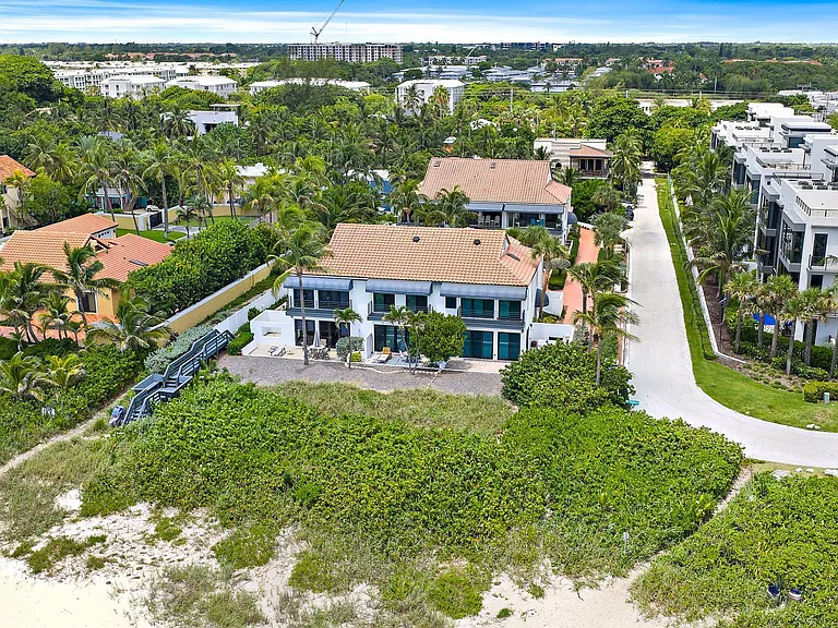 11545 Old Ocean Blvd #B — Photo 1