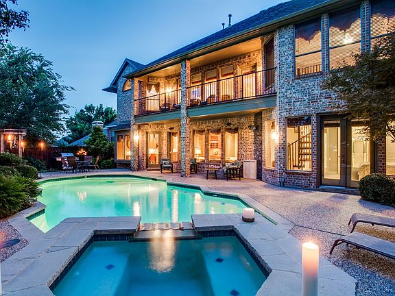 2nd image of 2103 Pebble Beach Pl