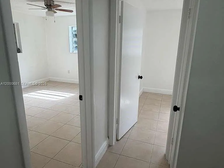 18416 NE 24th Ct #18418 — Photo 3