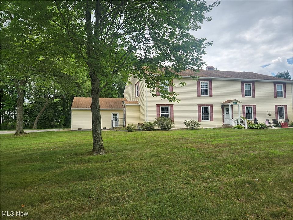 1st image of 574 Heritage Sq